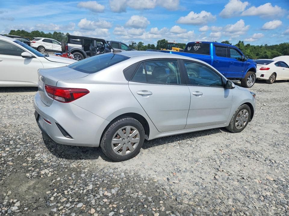 2022 KIA RIO S 3