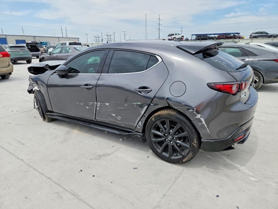 2025 MAZDA 3 PREMIUM PLUS 2