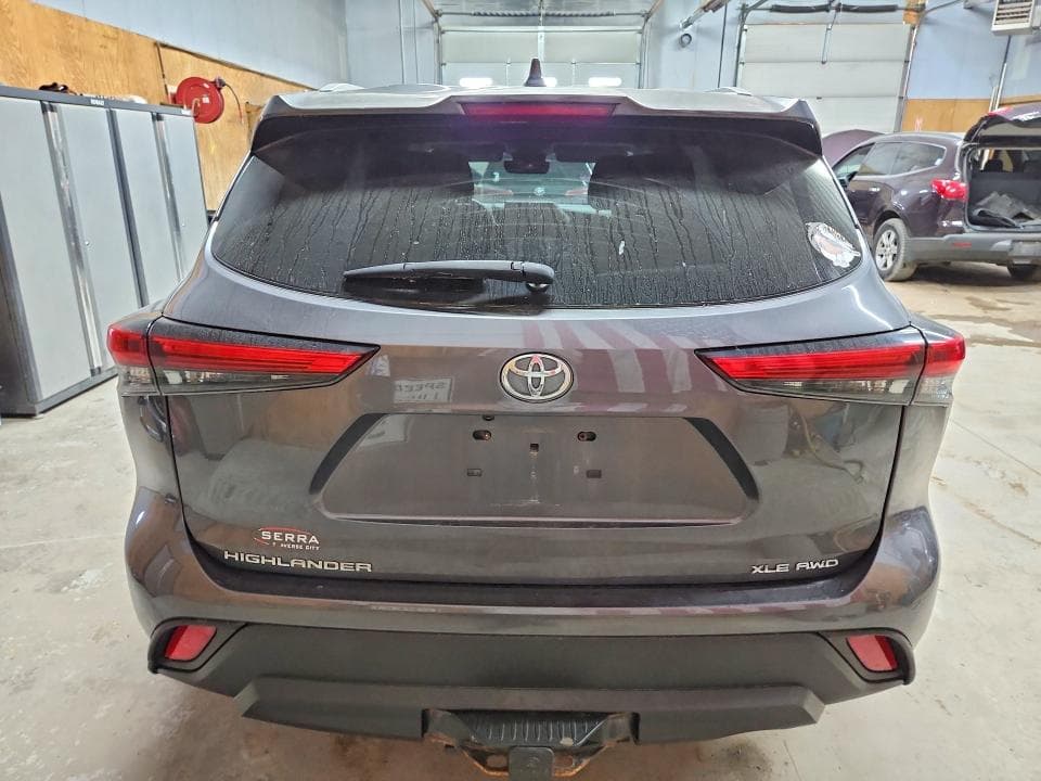 2022 TOYOTA HIGHLANDER XLE 6