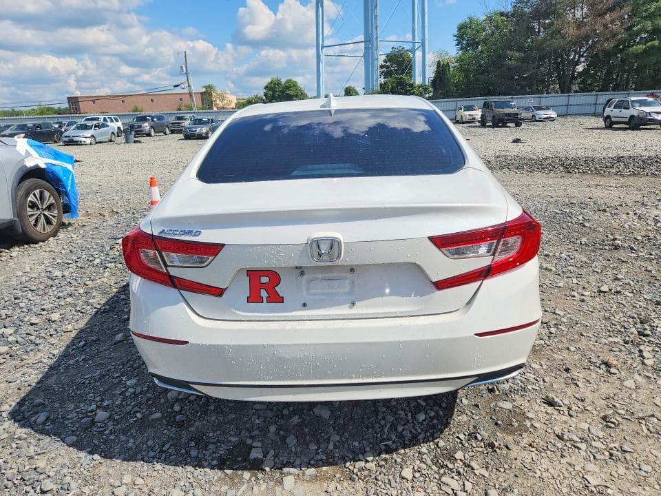 2018 HONDA ACCORD LX 6