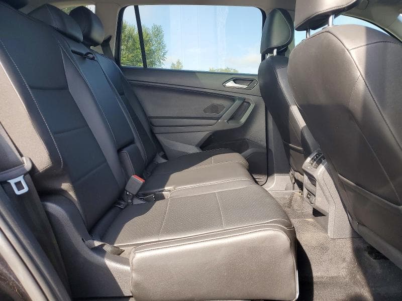 2018 VOLKSWAGEN TIGUAN SE 11