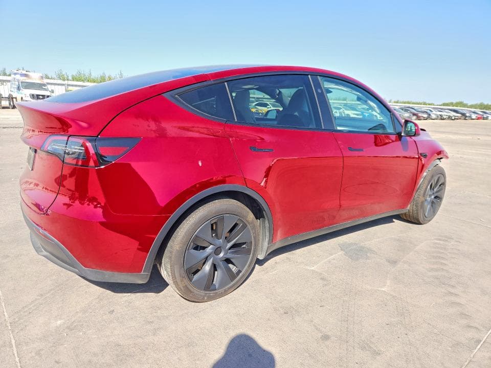 2024 TESLA MODEL Y 3