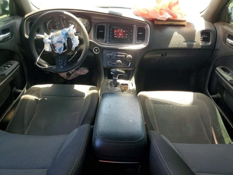 2017 DODGE CHARGER SE 8