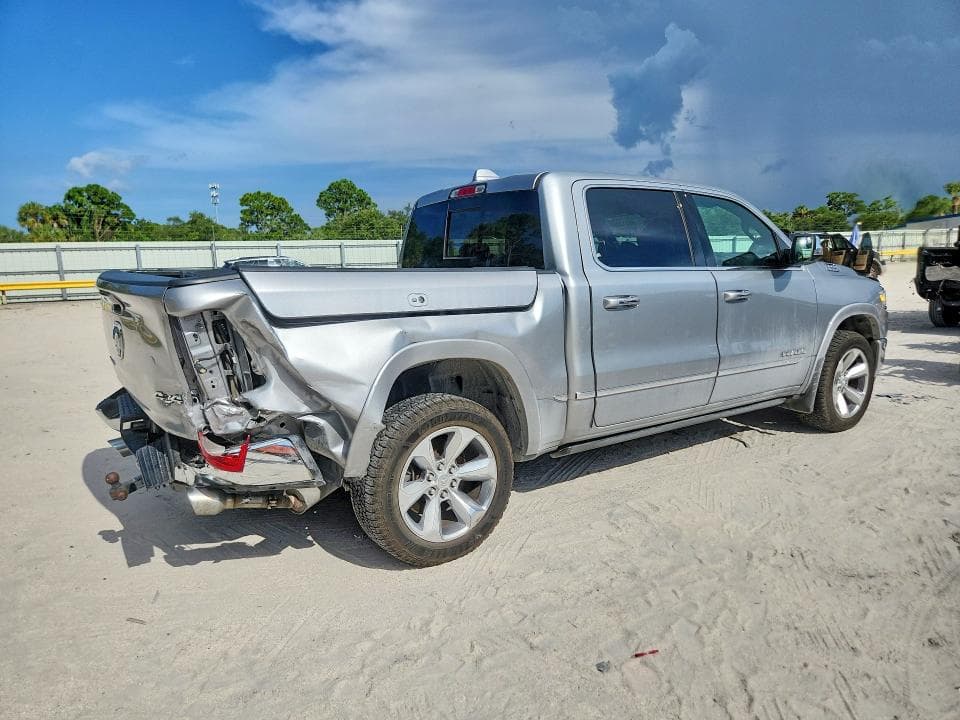 2019 RAM 1500 LIMITED 3