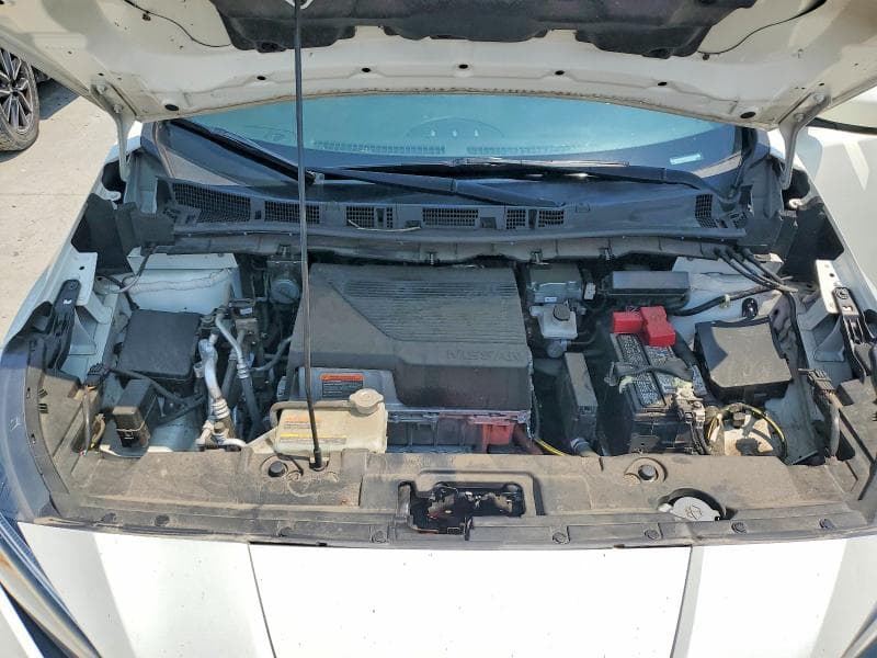 2022 NISSAN LEAF SV 12