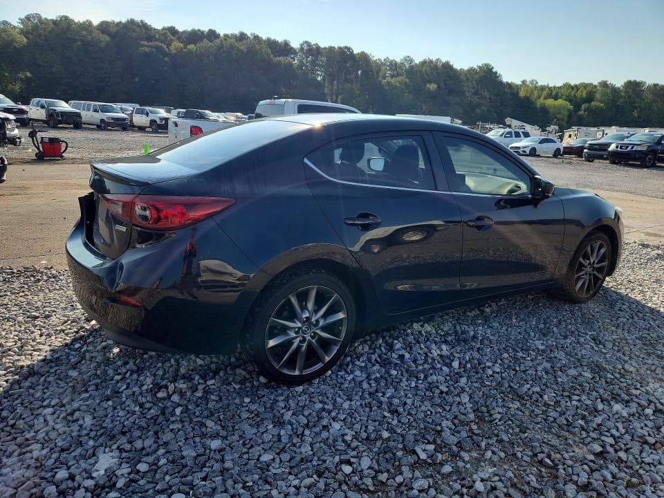 2018 MAZDA 3 TOURING 3