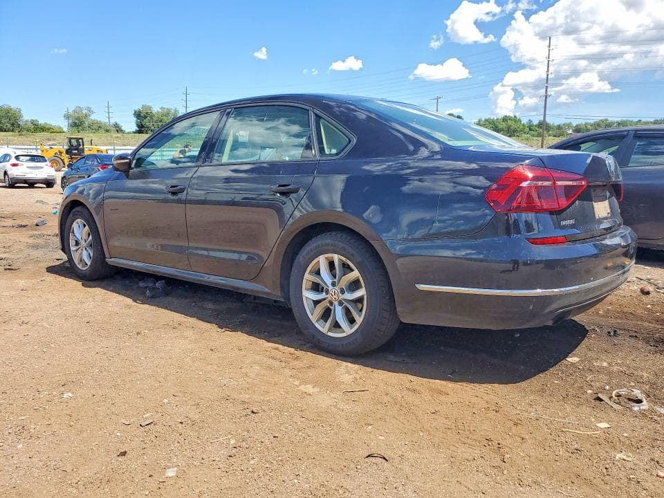 2018 VOLKSWAGEN PASSAT S 2