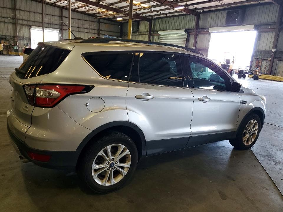 2018 FORD ESCAPE SE 3