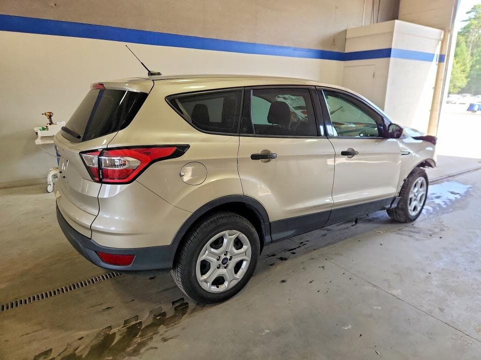 2017 FORD ESCAPE S 3