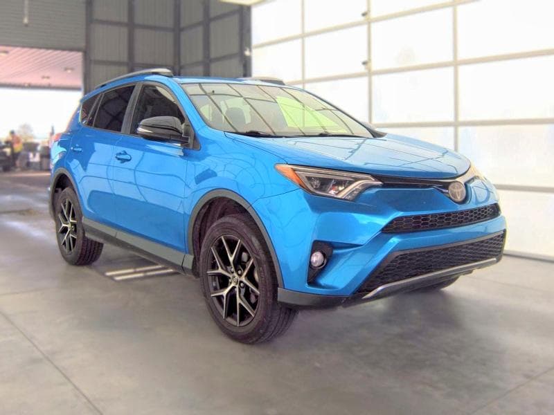 2017 TOYOTA RAV4 SE - 1