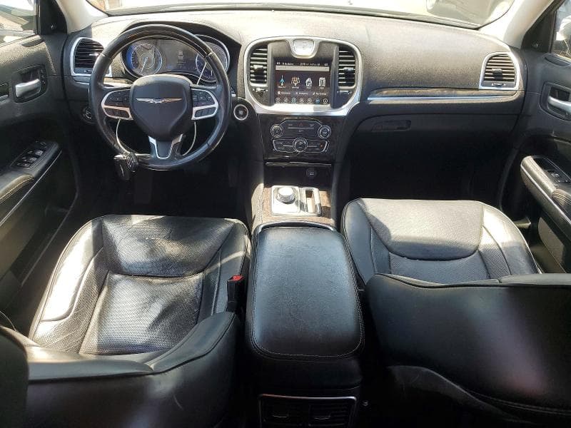 2017 CHRYSLER 300C 8