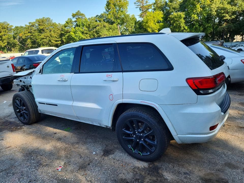 2020 JEEP GRAND CHEROKEE LAREDO 2
