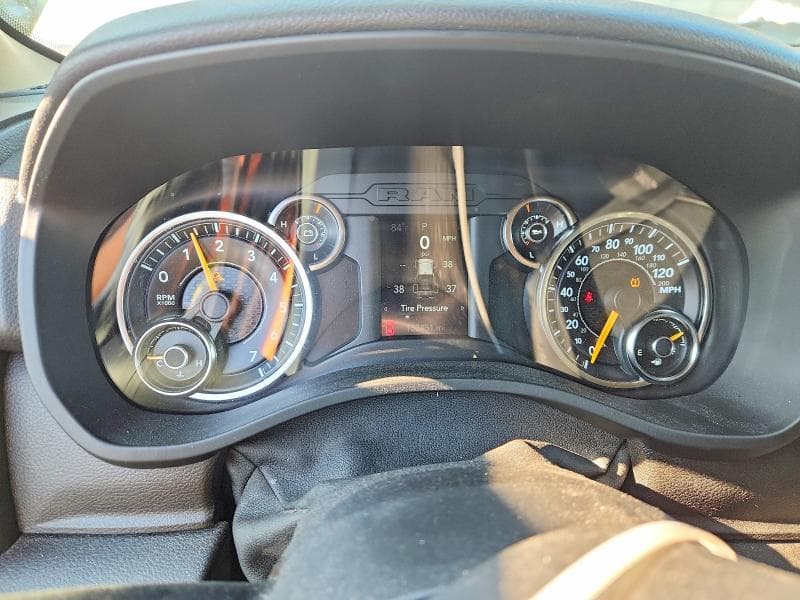 2019 RAM 1500 TRADESMAN 9