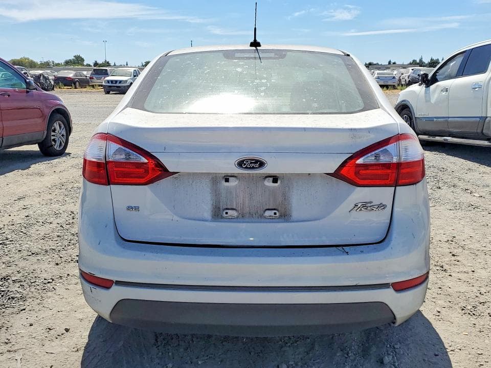 2017 FORD FIESTA SE 6