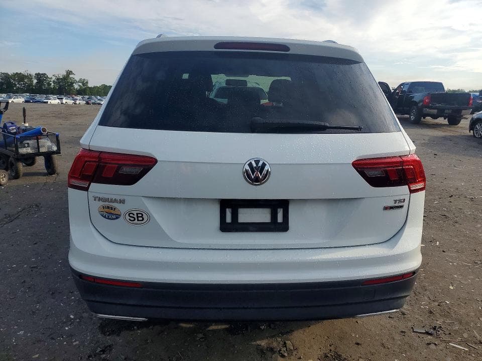 2018 VOLKSWAGEN TIGUAN S 6
