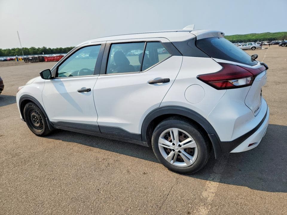 2022 NISSAN KICKS S 2