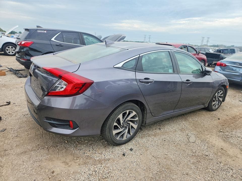 2018 HONDA CIVIC EX 3