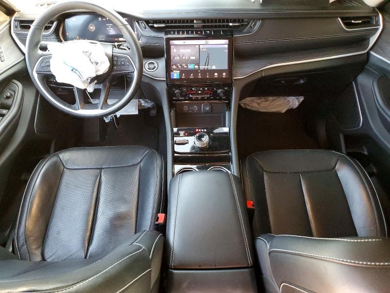 2023 JEEP GRAND CHEROKEE L LIMITED 8