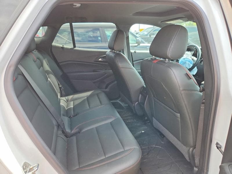 2024 CHEVROLET TRAX 2RS 11