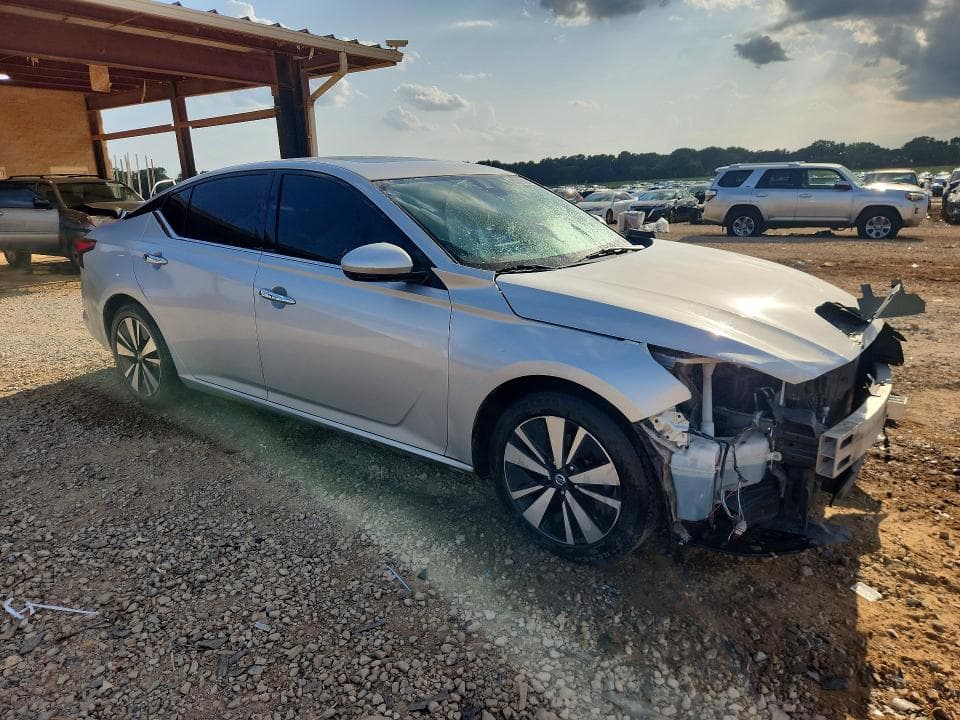 2020 NISSAN ALTIMA SL 4