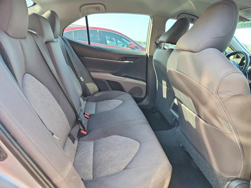 2020 TOYOTA CAMRY LE 10