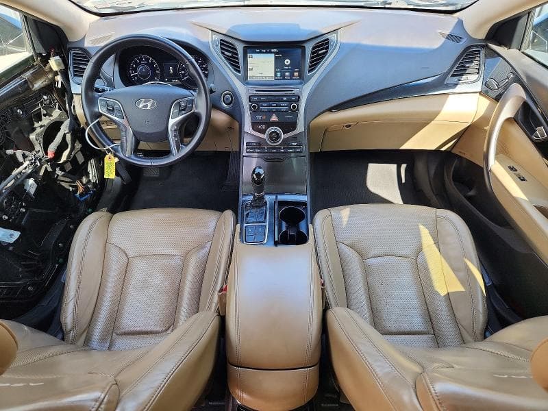 2017 HYUNDAI AZERA BASE 8