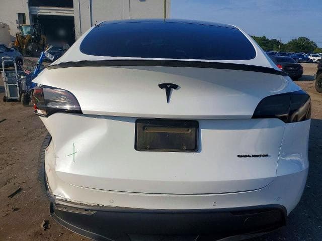 2021 TESLA MODEL Y 6