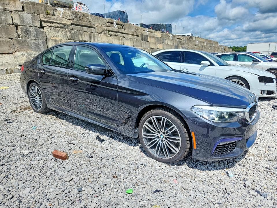 2018 BMW 530XE 4