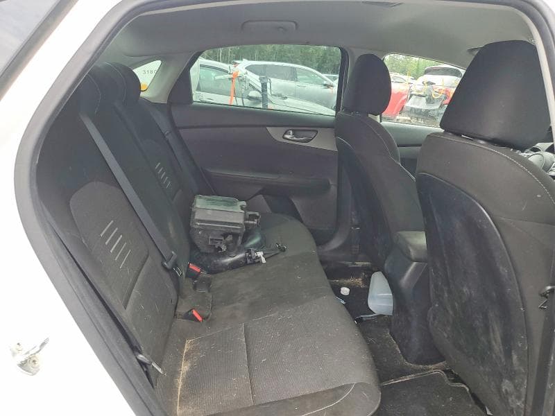 2019 KIA FORTE FE 10