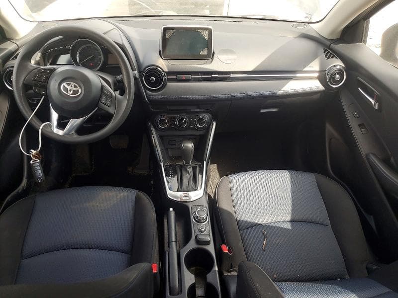 2017 TOYOTA YARIS IA BASE 8