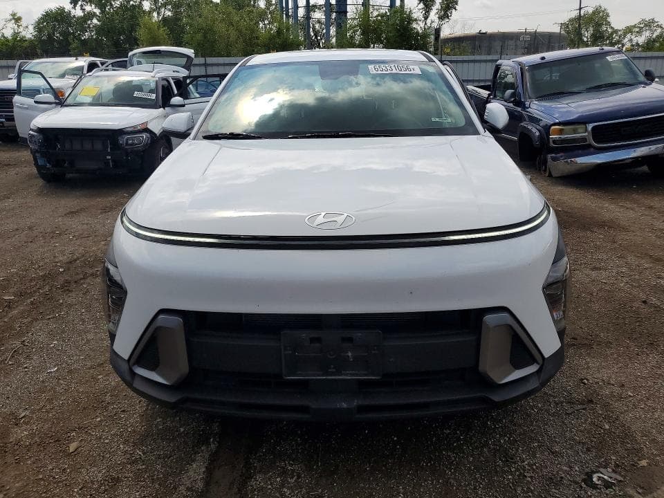 2026 HYUNDAI KONA SE 5