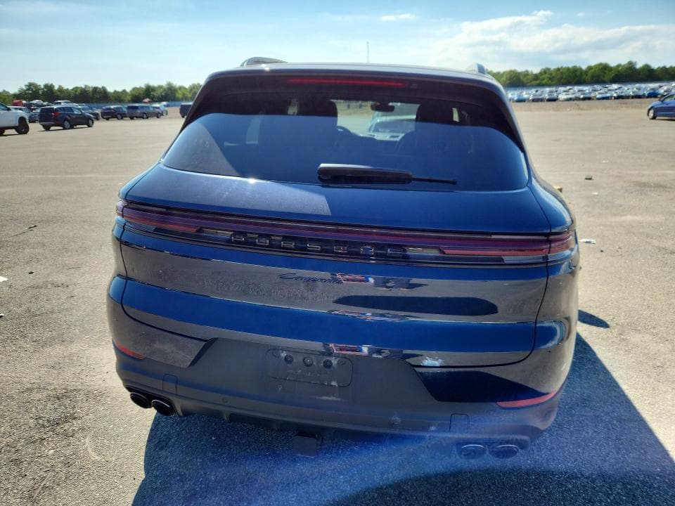 2025 PORSCHE CAYENNE 6