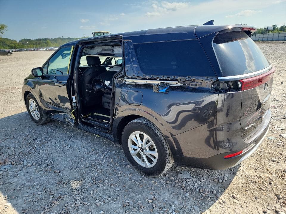 2024 KIA CARNIVAL LX 2
