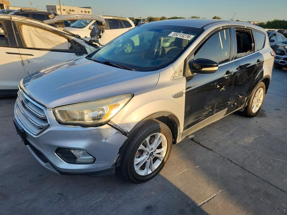 2017 FORD ESCAPE SE - 1