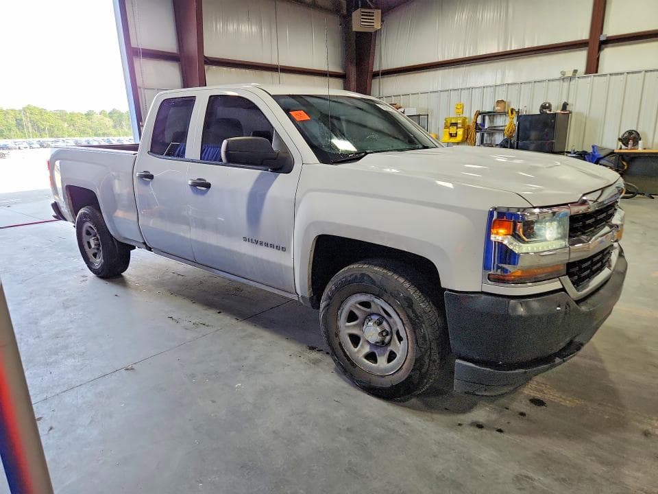 2018 CHEVROLET SILVERADO C1500 4