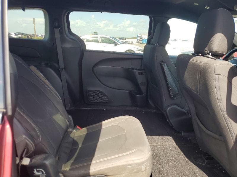 2018 CHRYSLER PACIFICA TOURING PLUS 11