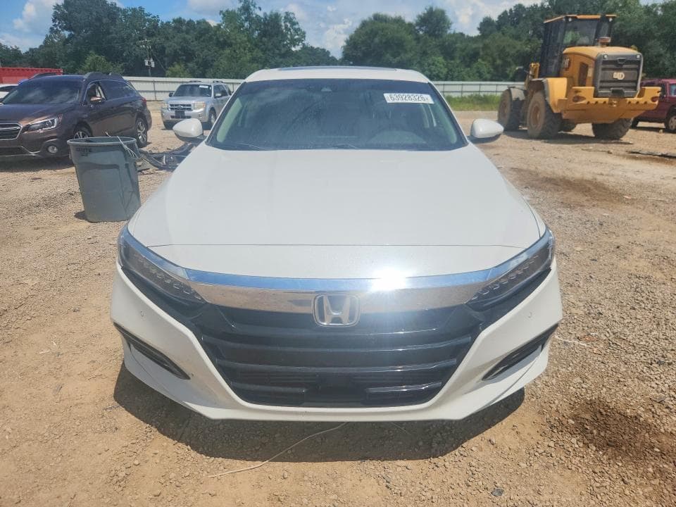 2019 HONDA ACCORD TOURING 5