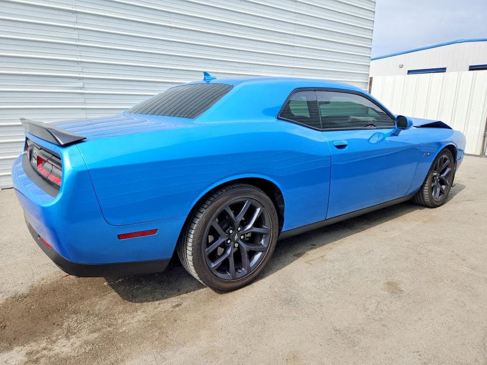 2023 DODGE CHALLENGER R/T 3