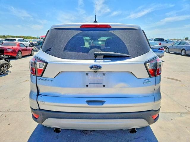 2017 FORD ESCAPE SE 6