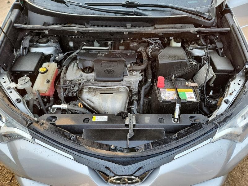 2018 TOYOTA RAV4 XLE 11