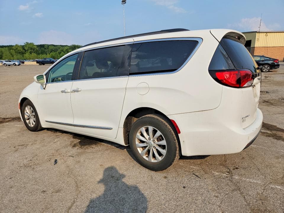 2017 CHRYSLER PACIFICA TOURING L 2