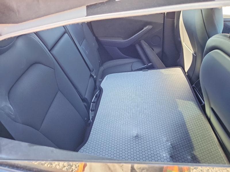 2026 TESLA MODEL Y 10