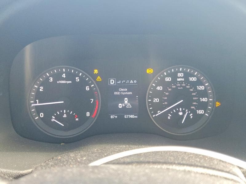 2017 HYUNDAI TUCSON SE PLUS 9