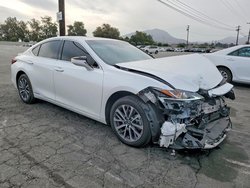 2022 LEXUS ES 300H BASE 4