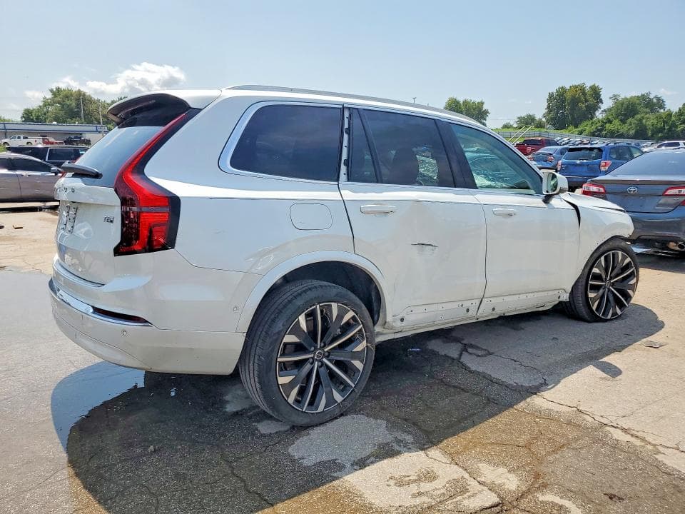 2025 VOLVO XC90 PLUS 3