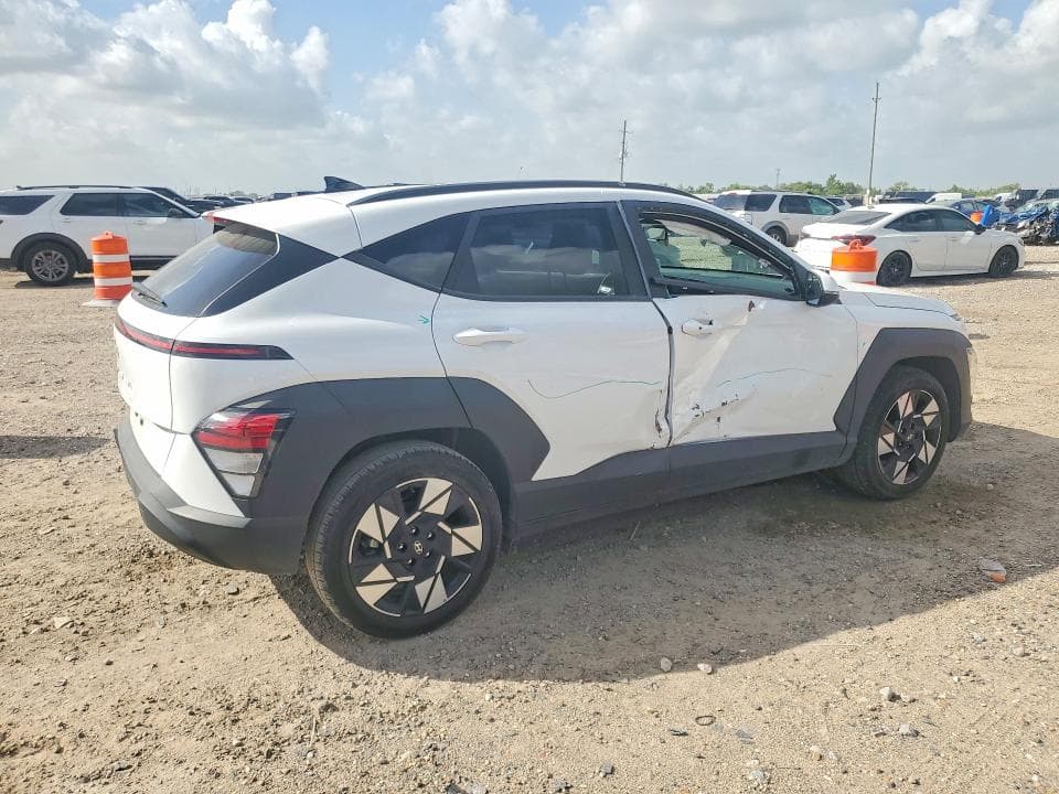 2025 HYUNDAI KONA SEL 3