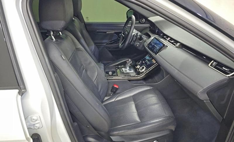 2022 LAND ROVER RANGE ROVER EVOQUE R-DYNAMIC S 5