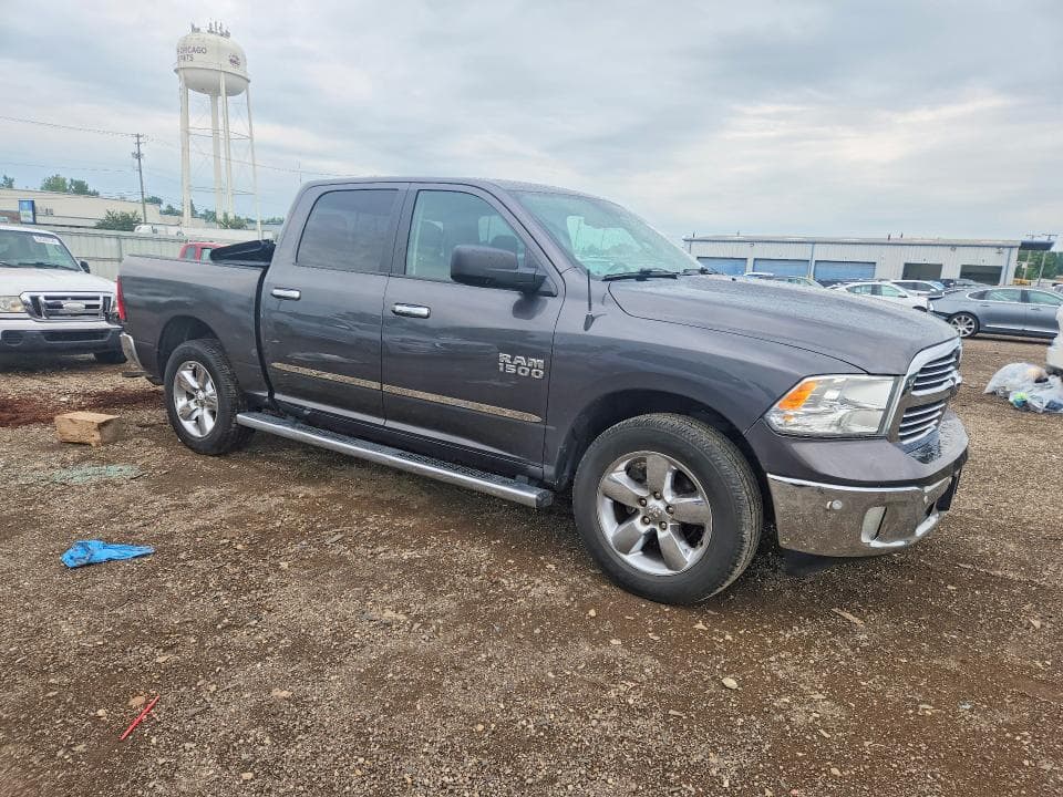 2017 RAM 1500 SLT 4