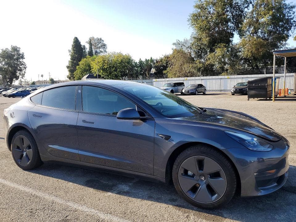 2023 TESLA MODEL 3 4