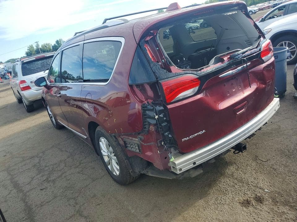 2018 CHRYSLER PACIFICA TOURING L 2